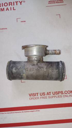 63730 Moroso In-line Coolant Filler / Neck 1.5 Inch X Aluminum