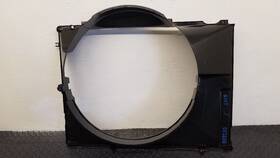 21476-0w500 Nissan 96-00 Pathfinder Radiator Fan Shroud Assembly Oem