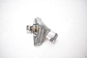 348.da1u10 Nissan 2009-2018 370z Roadster 3.7l Thermostat Housing