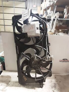 674-00399 Oldsmobile Radiator Fan Motor Assembly Fits 99-02 Intrigue 1490323
