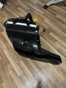 99162493902 Porsche 13-16 Boxster Cayman 911 Right Radiator Coolant Ac Condenser Fan Oem