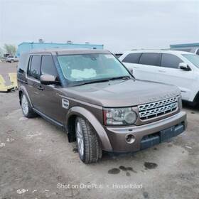 673.rv1n11 Rover Lr4 2011 Radiator Shroud 2757081