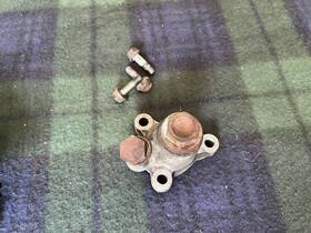 758125 Saab Classic 900 Coolant Engine Side Port