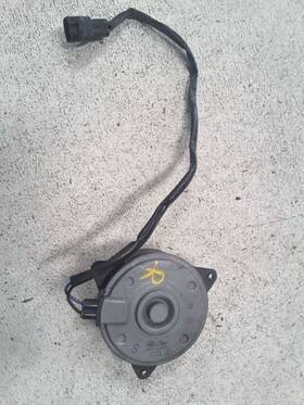 674-60201r Scion Passenger Right Radiator Fan Motor Only Fits 13-20 Br-z 281058