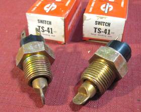 6489903 Standard New 1971-1975 Buick 1970-1975 Chevrolet Temperature Sender Lot Of 2