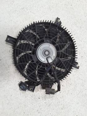 674-50125 Suzuki Radiator Fan Motor Assembly Xl-7 Condenser Fits 05-06 Vitara 250485