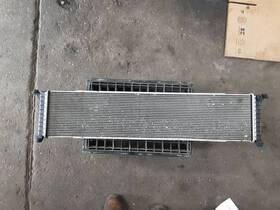 675.ts1s13 Tesla Model S 2013 Radiator 638316