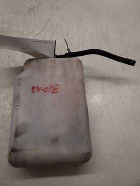 16470-65030 Toyota T100 Base Coolant Reservoir 1993-1998 2.7l 3rzfe