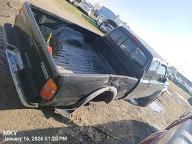 1671107030 Toyota Radiator Shroud Oem 2003 Tacoma