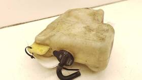 671.to1290 Toyota 1990 4 Runner Coolant Reservoir