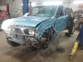 675-59044a Toyota Radiator Fits 95-04 Tacoma 1395952
