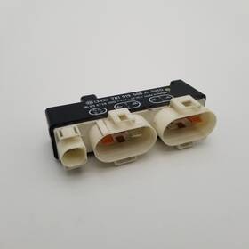 701919506a Volkswagen 1999 2000 2001 2002 2003 Eurovan Engine Cooling Fan Control Module