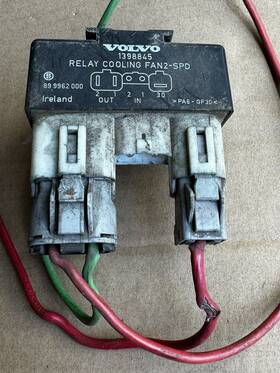 1398845 Volvo 850 940 960 C70 S70 V70 S90 V90 Coolant Fan Relay 1398845. See Description