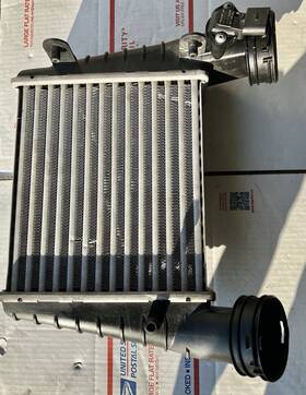 3b0145803n Vw 2003-2005 Volkswagen Passat B5 Gls Sedan 1.8l Gas Turbo Intercooler Cooler Oem