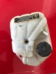 Maserati 4200 Coupe / Spyder 384000102 Expansion Tank Radiator Coolant. Fixed Price $55.00.